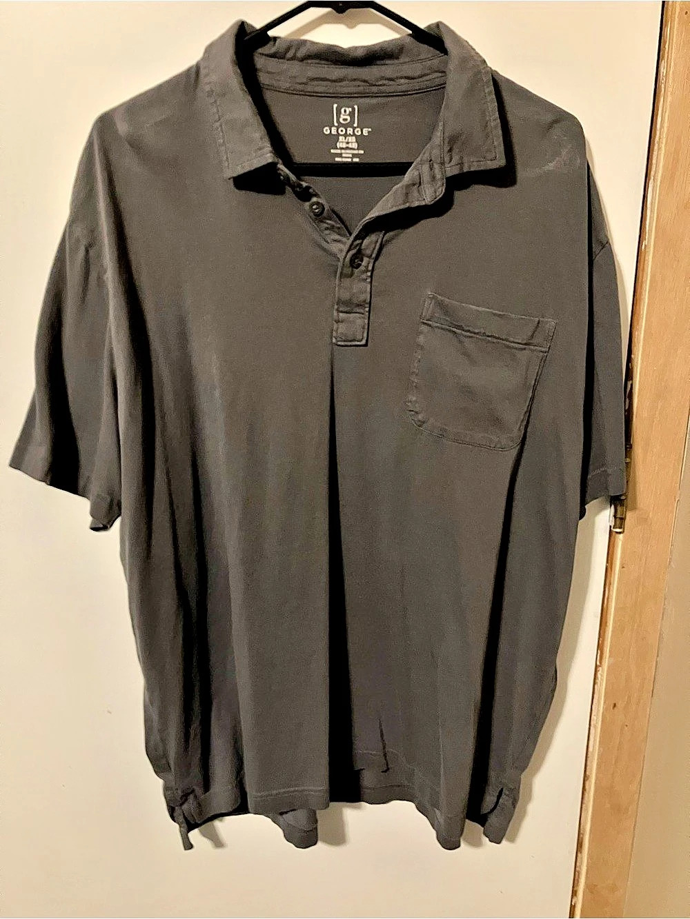 George Short Sleeve Polo in Gray Like New